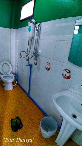 Hotel Baan Thatiya Resort