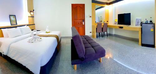 The Route Sriracha Hotel And Residence