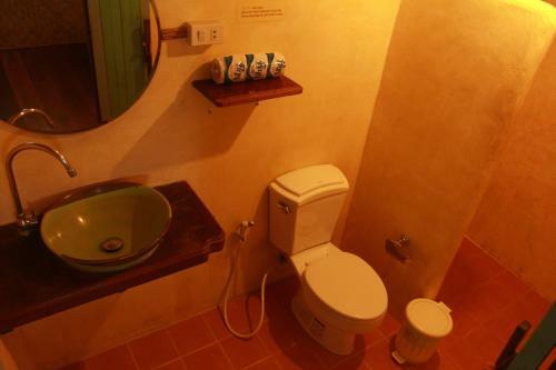 Hotel Longtail Beach Resort