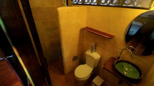Hotel Longtail Beach Resort