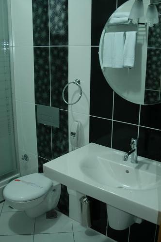 Arsames Hotel
