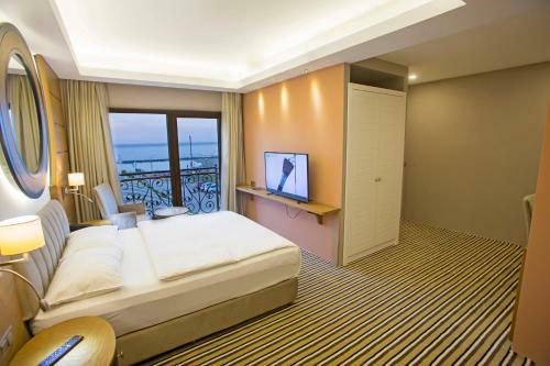 Aktug Elegance Hotel