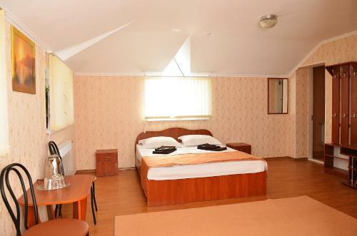 Bristol Hotel