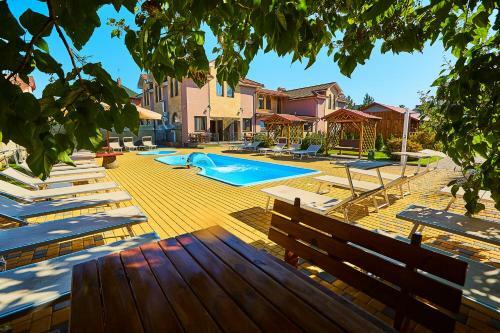 Hotel Shato Odessa