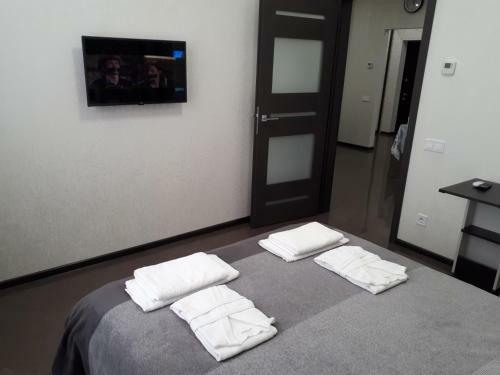 Iris Apartments