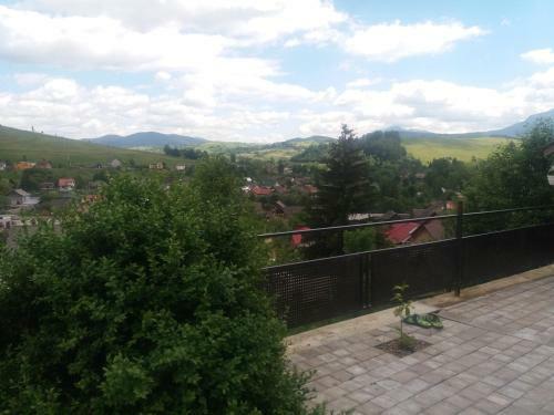 Hostal Smerekova Khata On Pidgirna