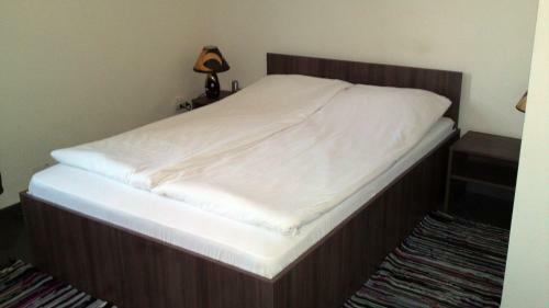 Hostal Avel Guest House