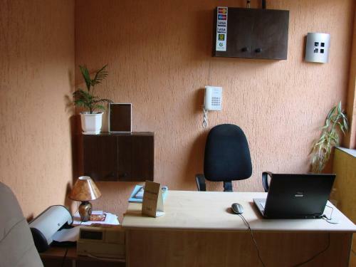 Hostal Avel Guest House