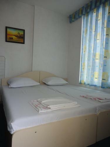 Hostal Guest Rooms Casa Luba