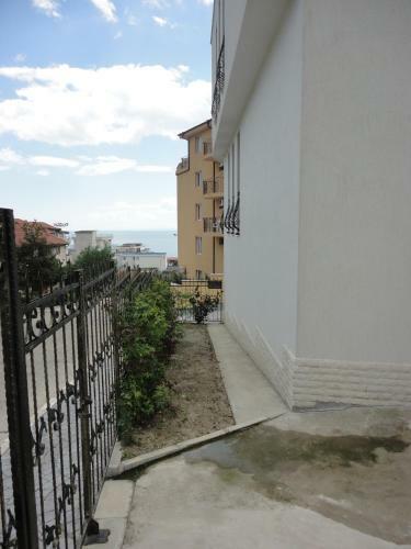 Hostal Guest Rooms Casa Luba
