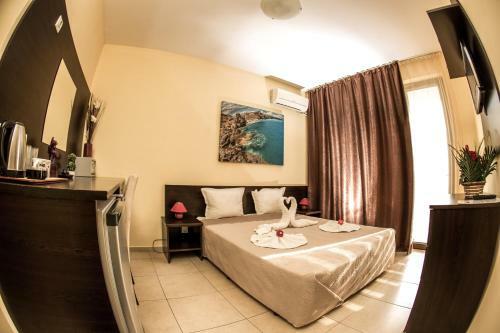 Aparthotel Gallery Suites