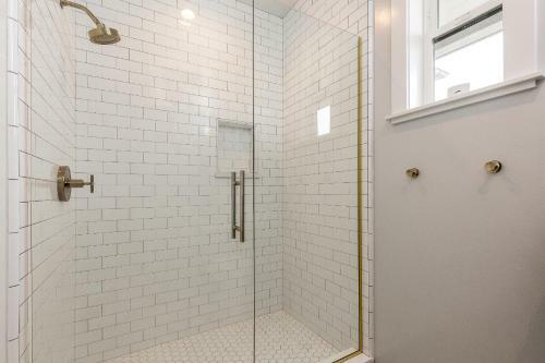 3440 Saint Deyns St House