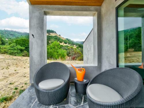 515 Cavdale Road Studio Home