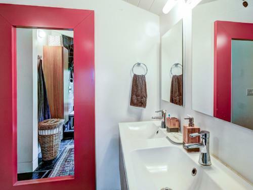 515 Cavdale Road Valley Home