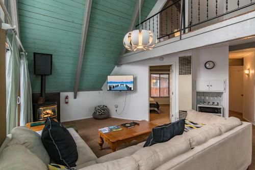 South Lake Tahoe Home 1889