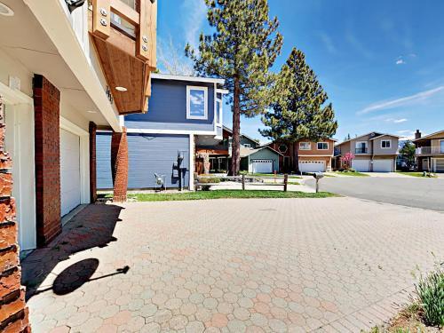 2027 Garmish Home