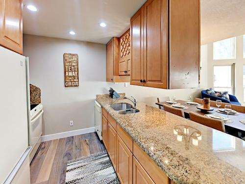 Creekside Gem Townhouse #e-2 Townhouse