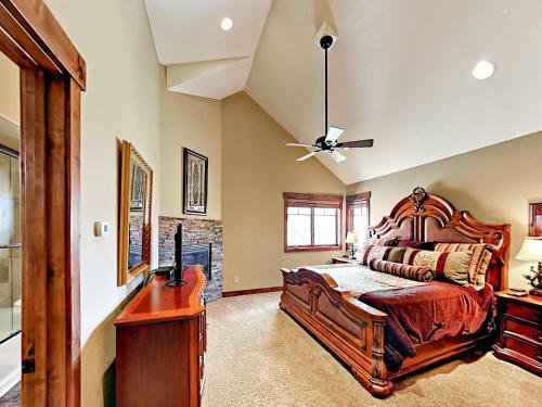 County Townhome 50 Townhouse