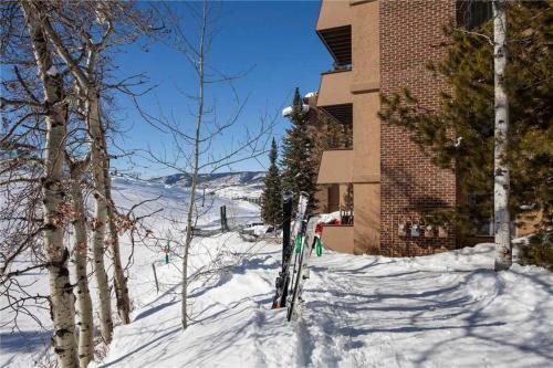 Storm Meadows East Slopeside - Se050