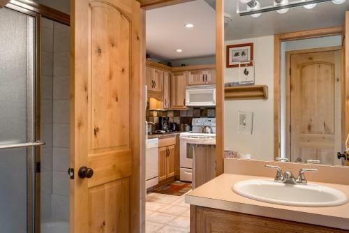 Apartamento 2255 Storm Meadows 425 Condo