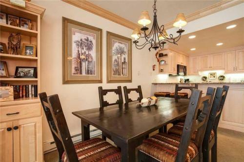 West Condominiums - W3506
