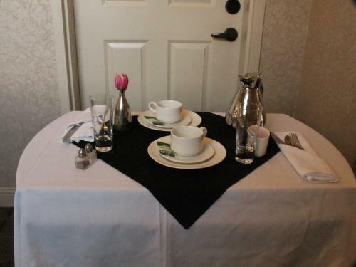 Diamond Mills Hotel & Tavern