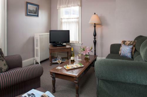 Carlisle House Bed And Breakfast