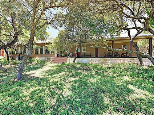 20001 Hamilton Pool Road Home