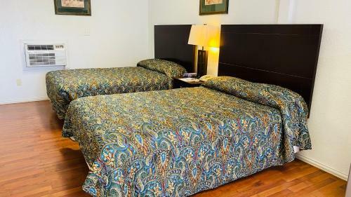 Motel Budget Inn & Suites