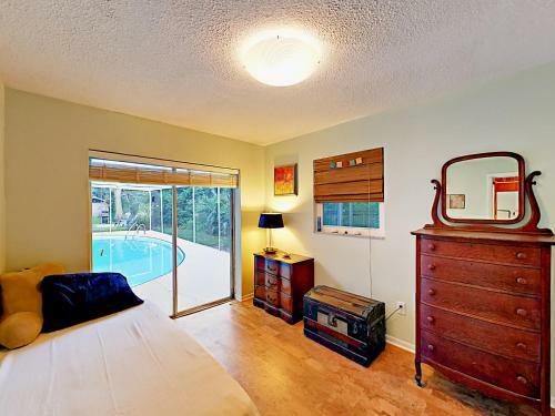 13908 82nd Ter House
