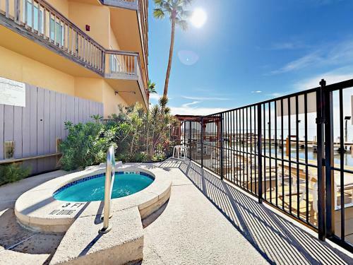 Apartamento Laguna Condo #305