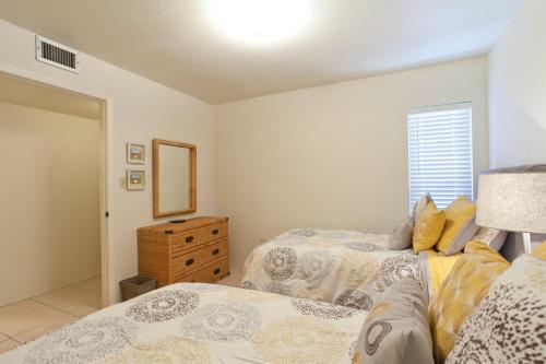 Apartamento Sunchase #227 Beachfront