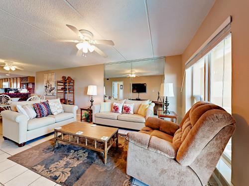 Apartamento 4400 Gulf Blvd Condo Unit 308