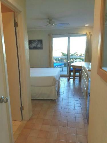 White Sands Motel