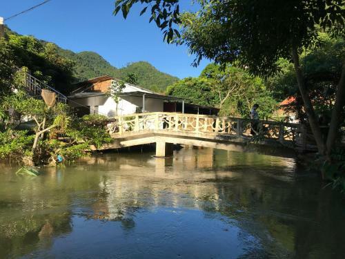 Hotel House By Lake