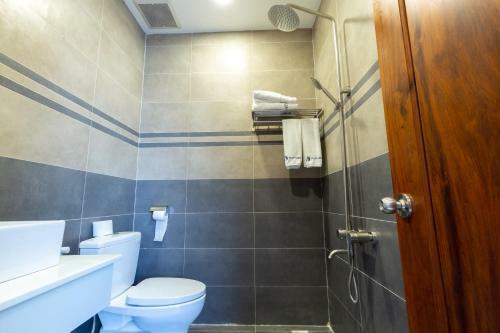 Hotel Kh�ch S?n Tuy?t Hi?n