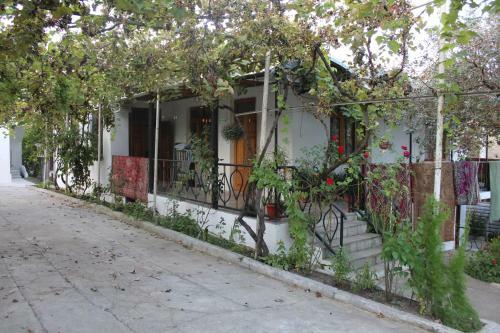 Hostal Guest House Rusalka