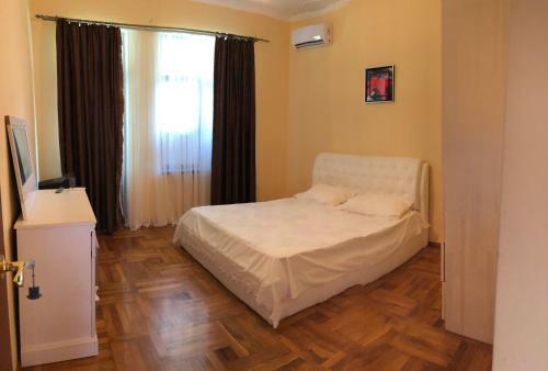 Hostal De-sabua Guest House