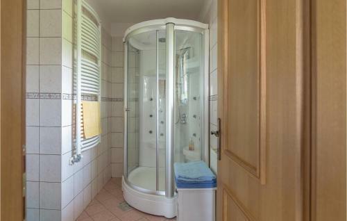 Three-bedroom Holiday Home In Store