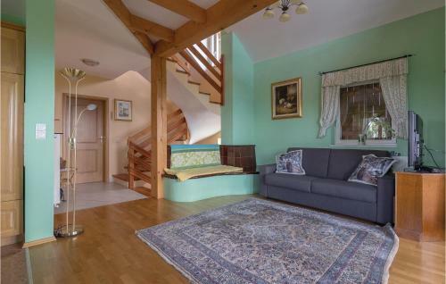 Three-bedroom Holiday Home In Store