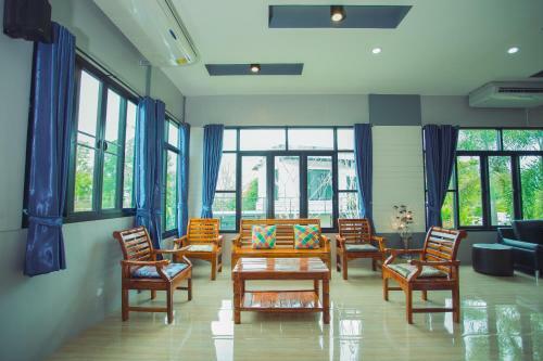 Sunsmile's House