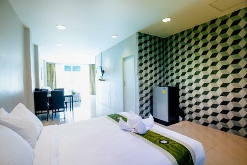 Majestic View Hotel