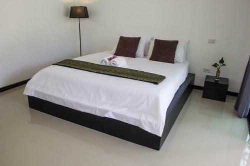 Hostal Natai House