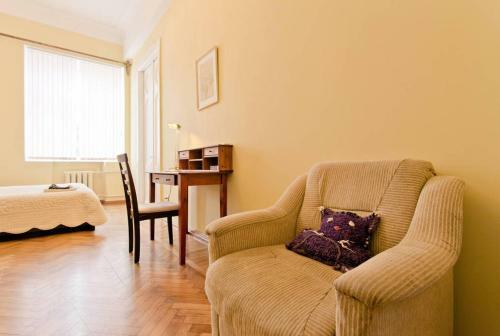 5 Room Apartment