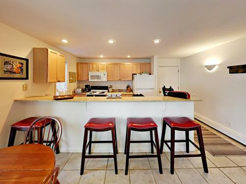 Apartamento Upper Woodbridge Condo #14-ab Condo