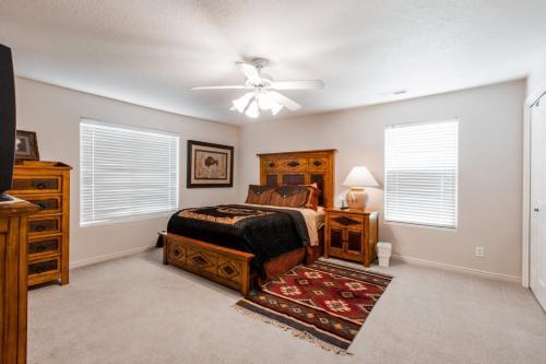 605 Elevator Access, Private Balcony With Beautiful Mountain Views, And More!