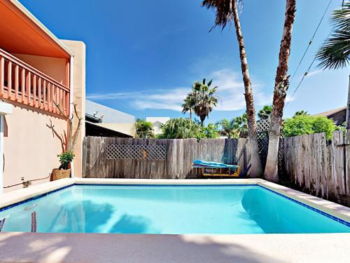 121 E Lantana Street Townhouse Unit B