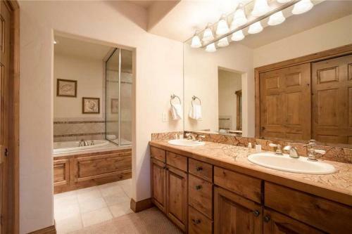Chateau Chamonix - Cx313