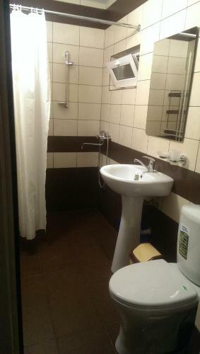 Hostal Tikhanya Gavan Guest House