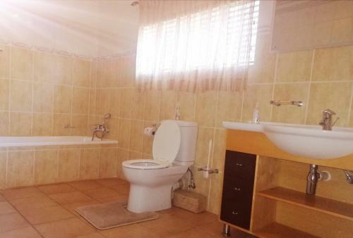 Hostal Shelanti Game Reserve